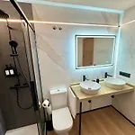 Premium Plaza San Cristobal - Gran Via Centro *