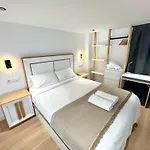 Premium Plaza San Cristobal - Gran Via Centro Апартаменты