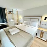 Premium Plaza San Cristobal - Gran Via Centro * سلامنكا