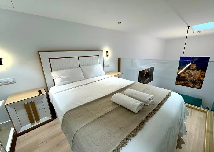 Premium Plaza San Cristobal - Gran Via Centro Apartment
