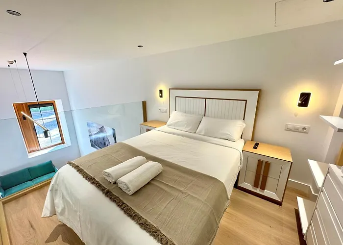 Premium Plaza San Cristobal - Gran Via Centro Apartment *