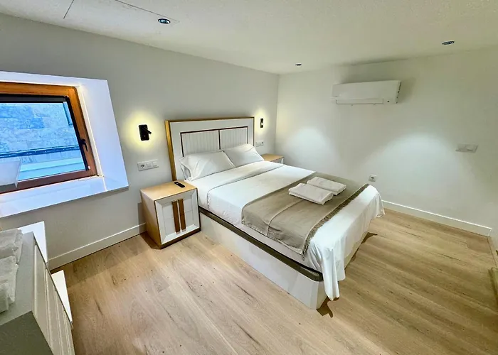 Premium Plaza San Cristobal - Gran Via Centro Apartment *