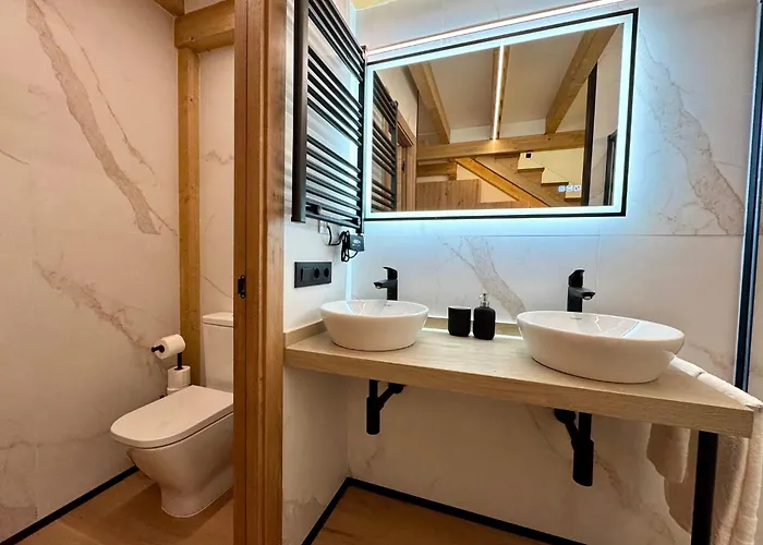 Premium Plaza San Cristobal - Gran Via Centro Apartment