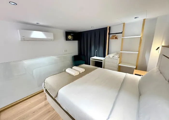 Premium Plaza San Cristobal - Gran Via Centro Apartment